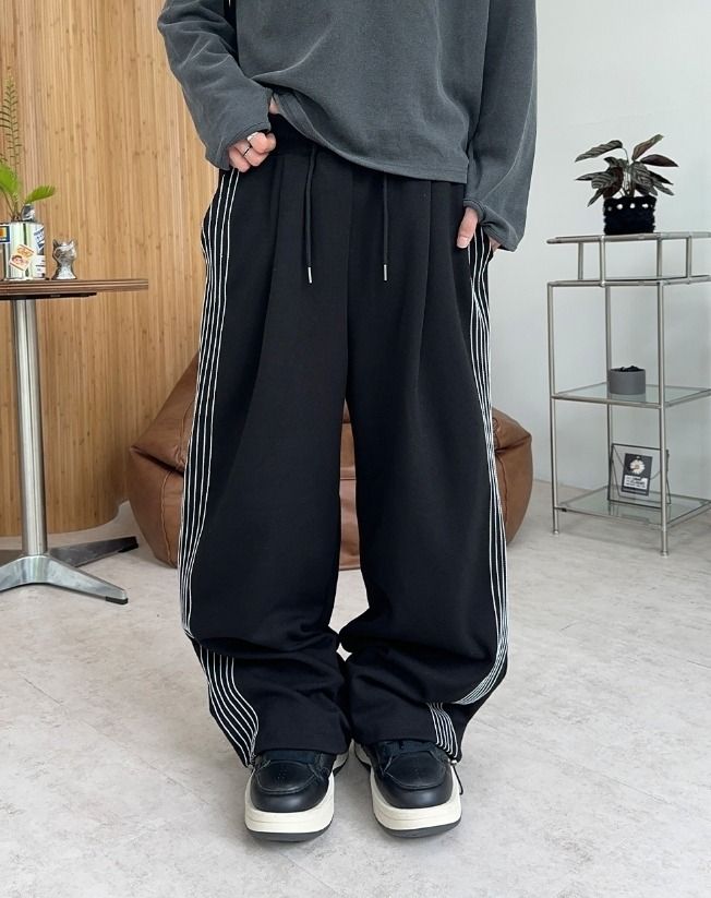 Ropel Stitch Track Wide Pants