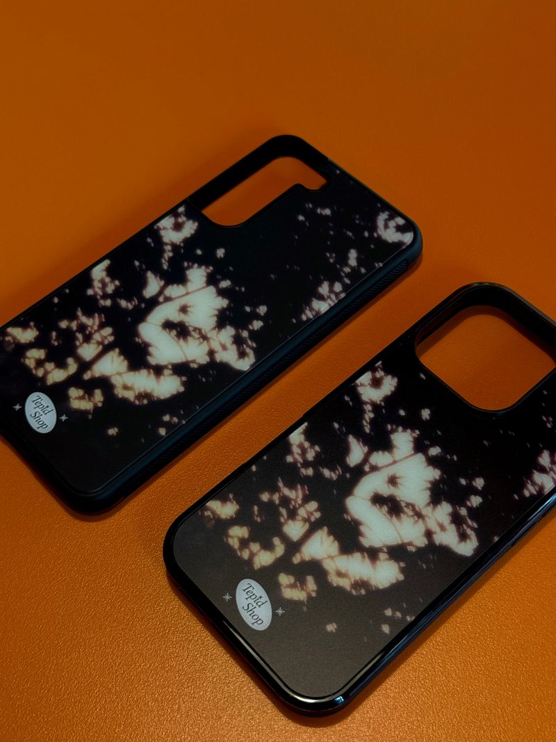 Tepid Komorebi _ グラスバンパーiPhoneケース