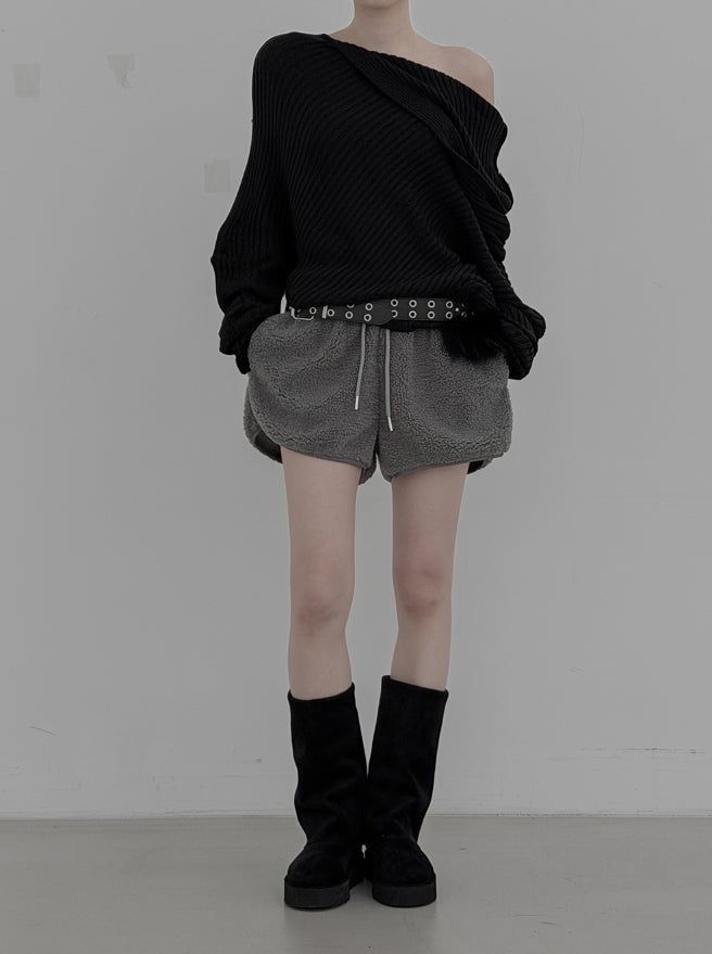 One-off diagonal hooded knit