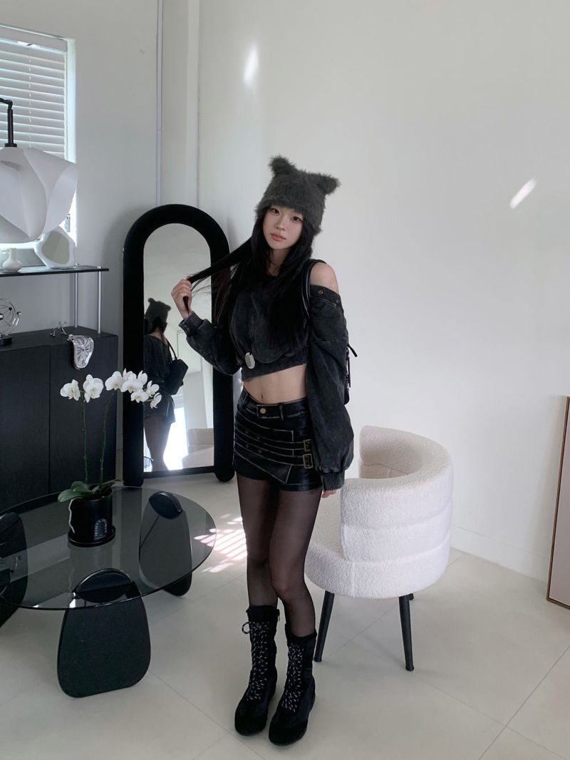 Meow Angora Cat's Tail Knit Beanie