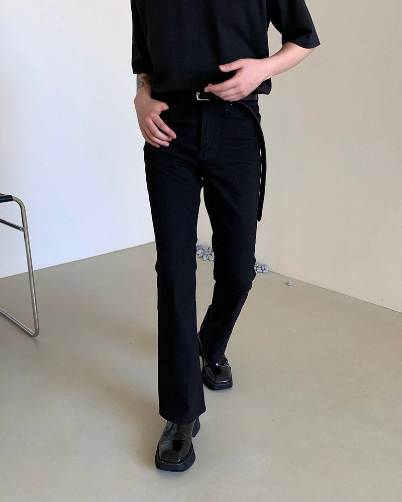 MG601 Semi boot cut black jeans