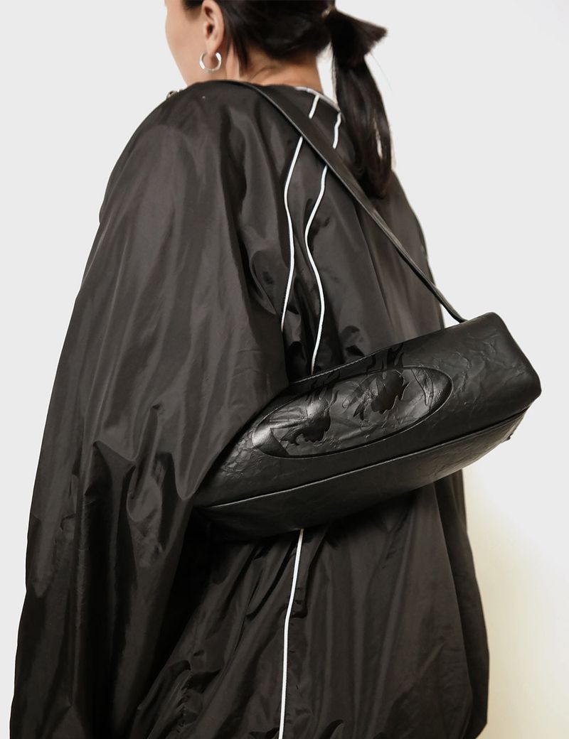 the eye bag matt black