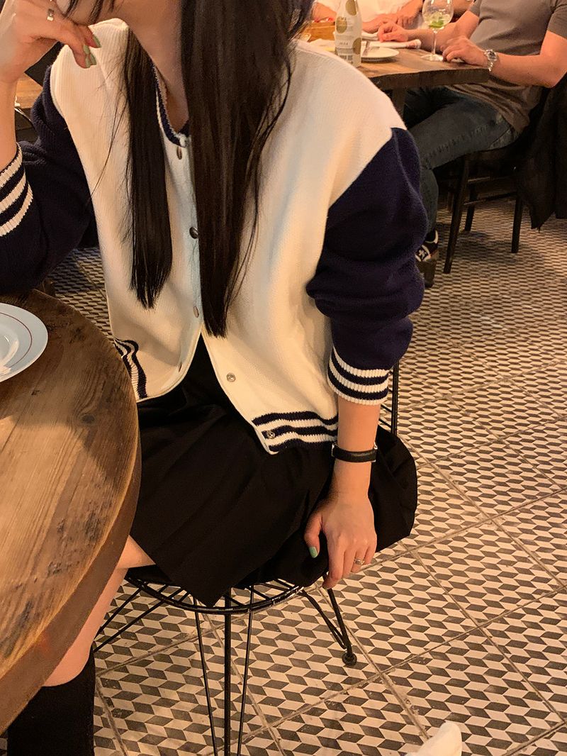 [MADE] Peto Pintuck Mini Skirt
