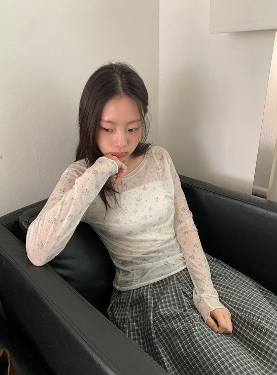 BAON（バオン）の「Zaina Tencel U-Neck See-through Flower Layered Long Sleeve Tee（Tops）」