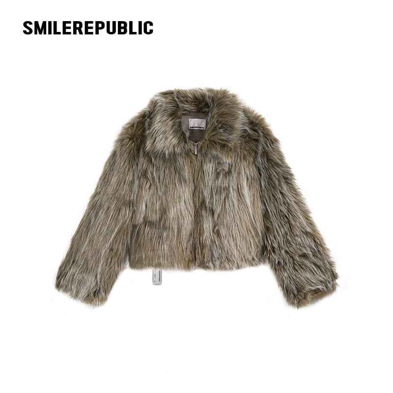 SMILEREPUBLIC（スマイルリパブリック）の「Women's Acrylic Blend Faux Fur Cropped Zip Jacket with Embroidered Back Logo, Casual Winter Outerwear（Jackets/Outerwear）」