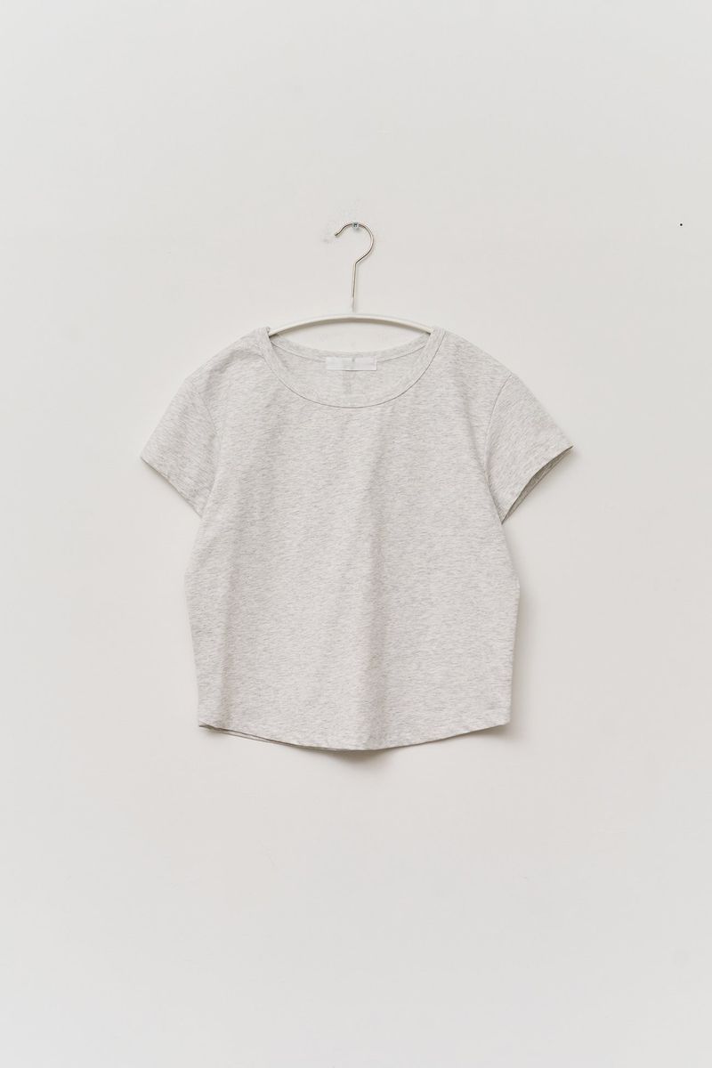 (W) Milk Basic Top