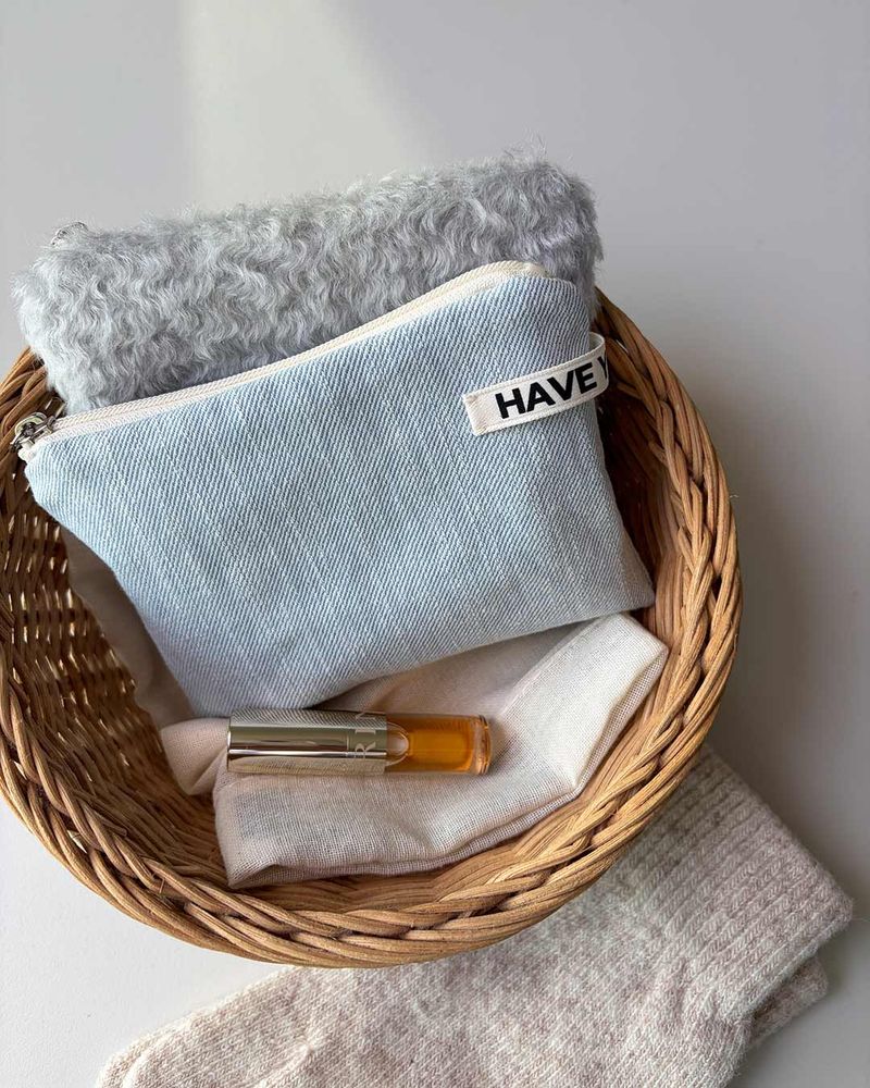 Denim flat pouch - light blue , M size