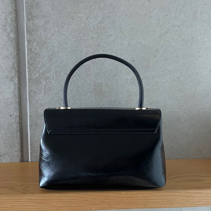 Janne Square Classic Medium Hand & Cross Bag (3 colors)