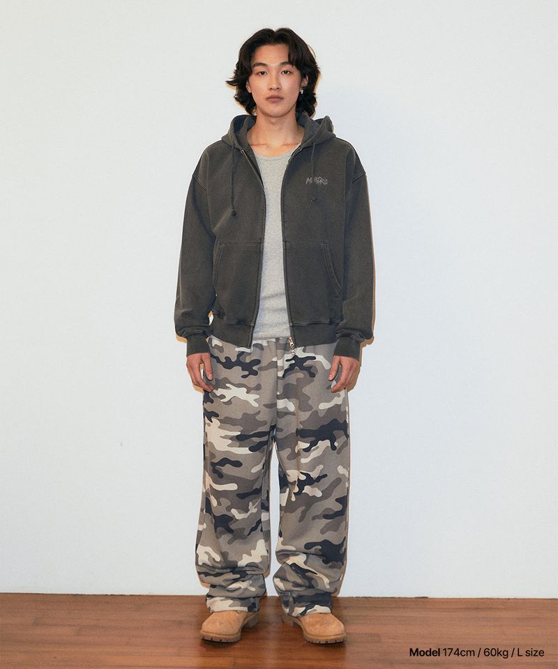mahagrid(マハグリッド)の「CAMO APPLIQUE SWEATPANT(Pants)」