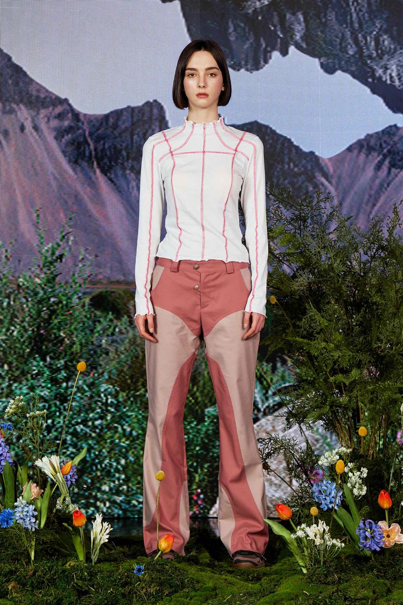 Body Sculpture Semi Bootcut Pants PINK
