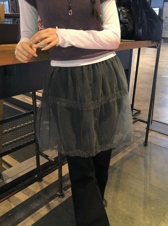 anyonemore（エニーワンモアー）の「Omin Tiered Frill Layered Tulle Midi Skirt（Skirts）」