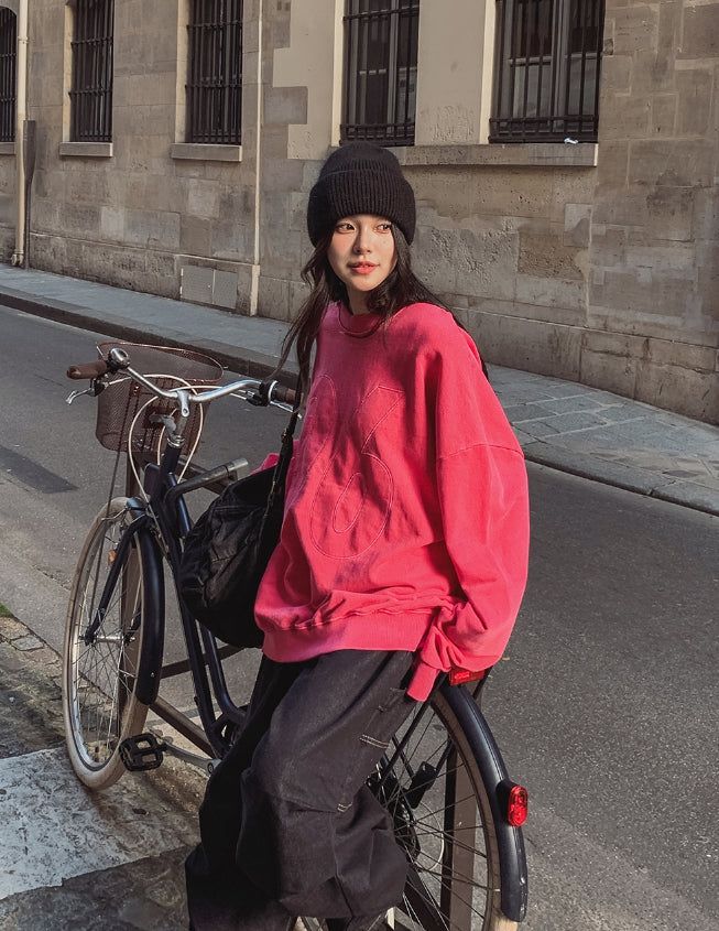 Pigment number patch sweatshirt