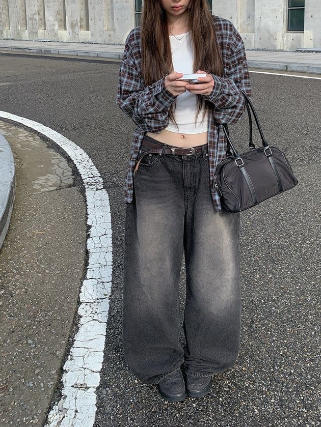 anyonemore（エニーワンモアー）の「Petal ヴィンテージサンドウォッシュデニムワイドパンツ（パンツ）」