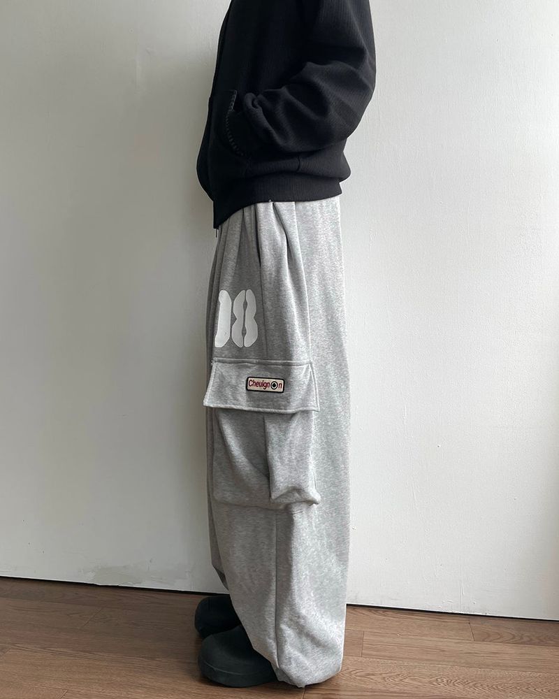 Embley Cargo Sweatpants