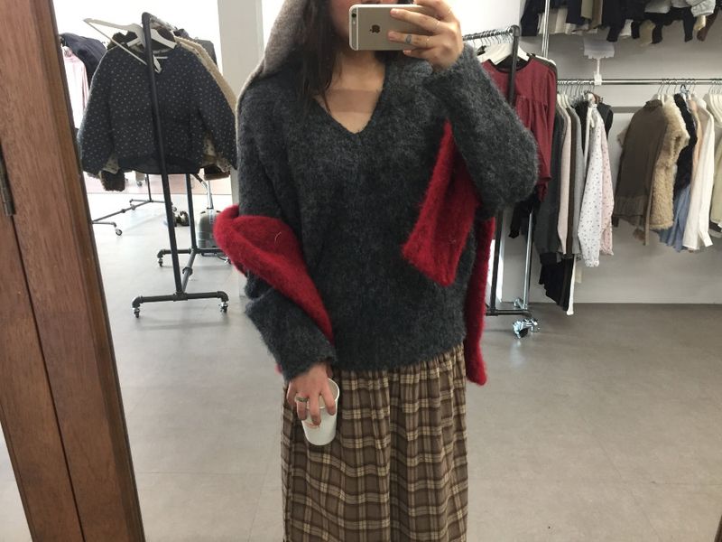 [MD Pick]Wool-Touch Brush V-Neck Knit (4 Colors)