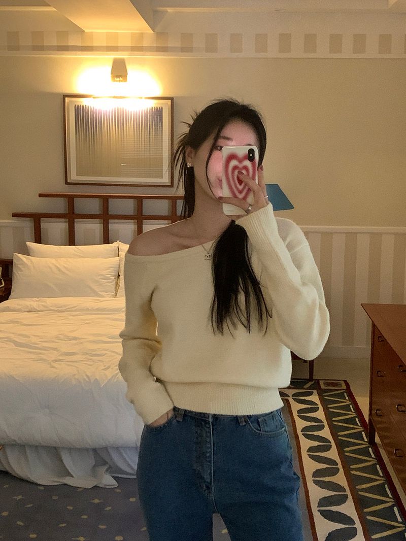 [MADE] Fulls cashmere unbalanced off-shoulder knitwear