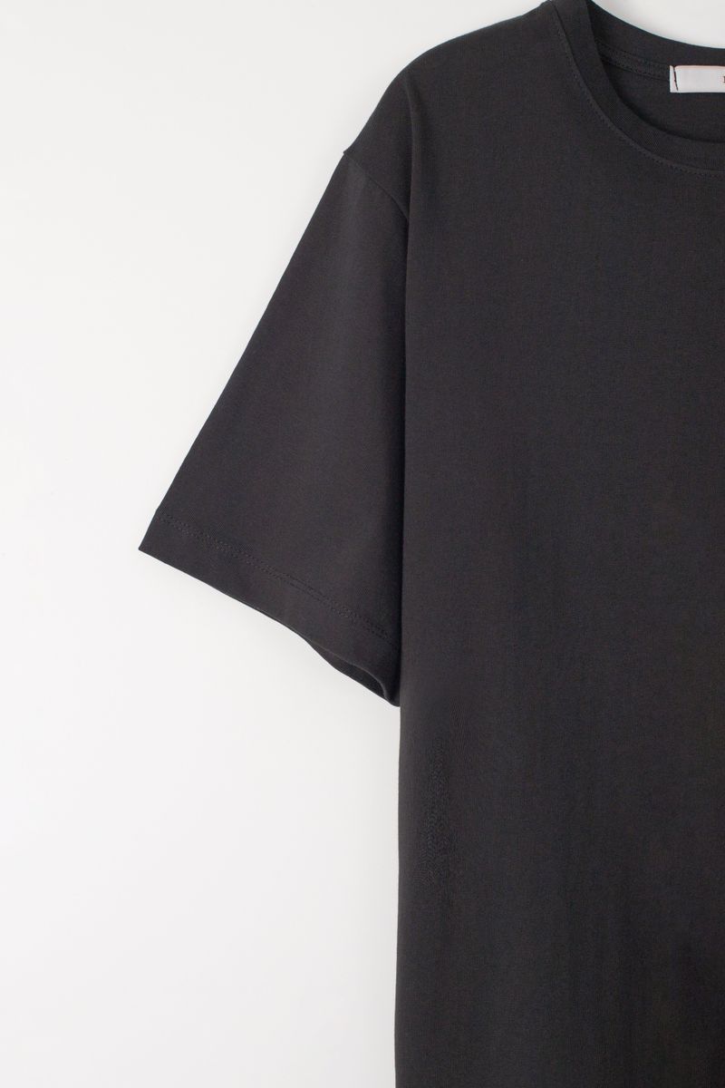 Boxy round T-shitrs (Black)