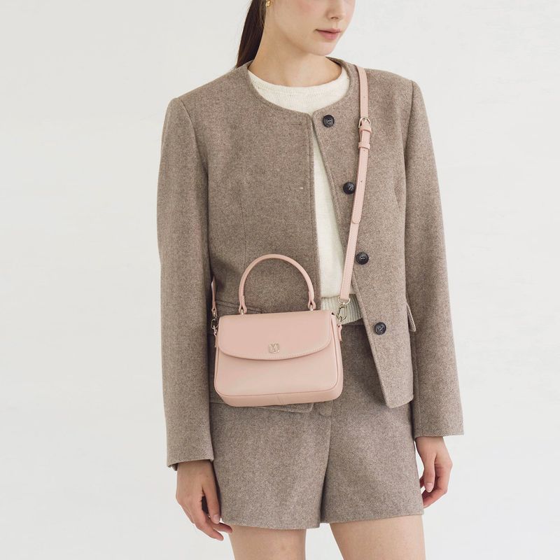 VARZAR（バザール）の「Senoir Flap Cross Bag Mini Pink（Bags）」