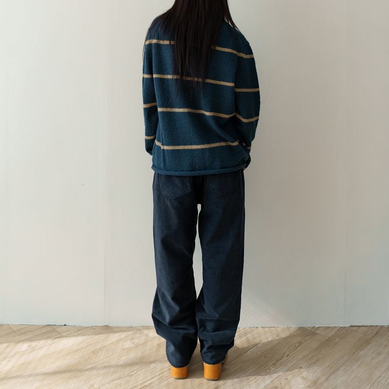 Wonky corduroy pants / Dark navy