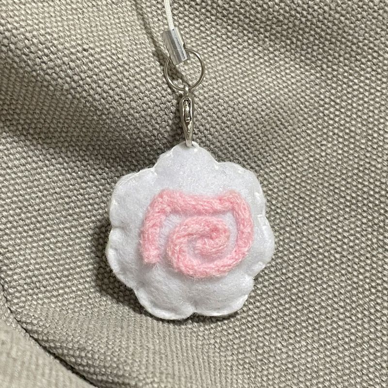 [MADE] Mini Narutomaki Cat Key ring