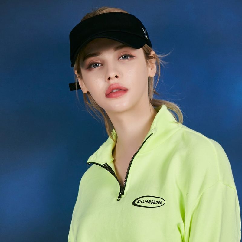 Stud logo over fit sun-visor cap Black