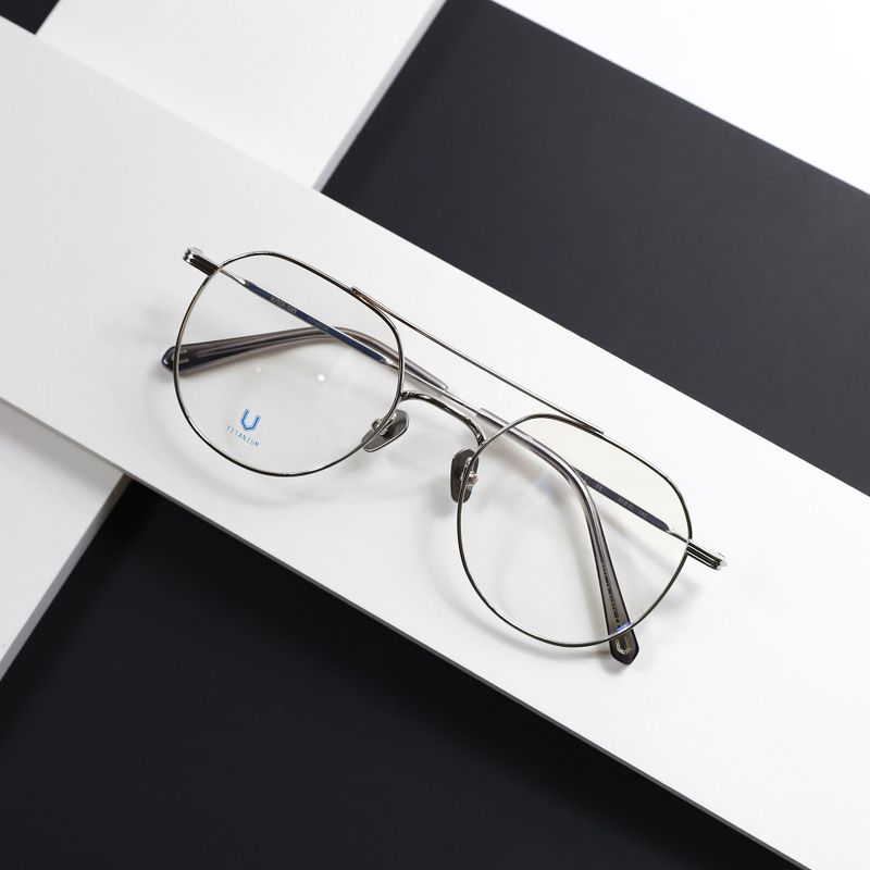 Knouun Round titanium glasses CODE. 101. C Silver