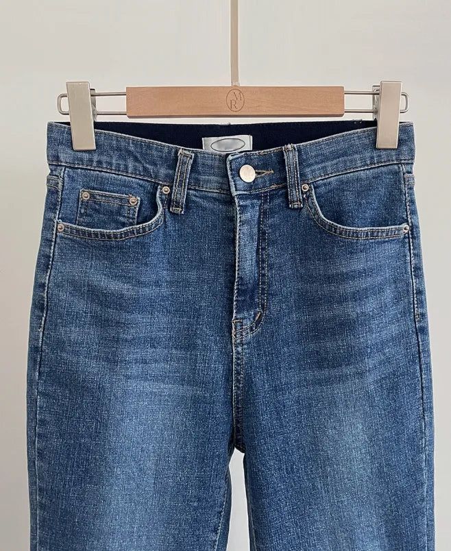 Panyu Hidden Banding Semi-Bootcut Denim Pants