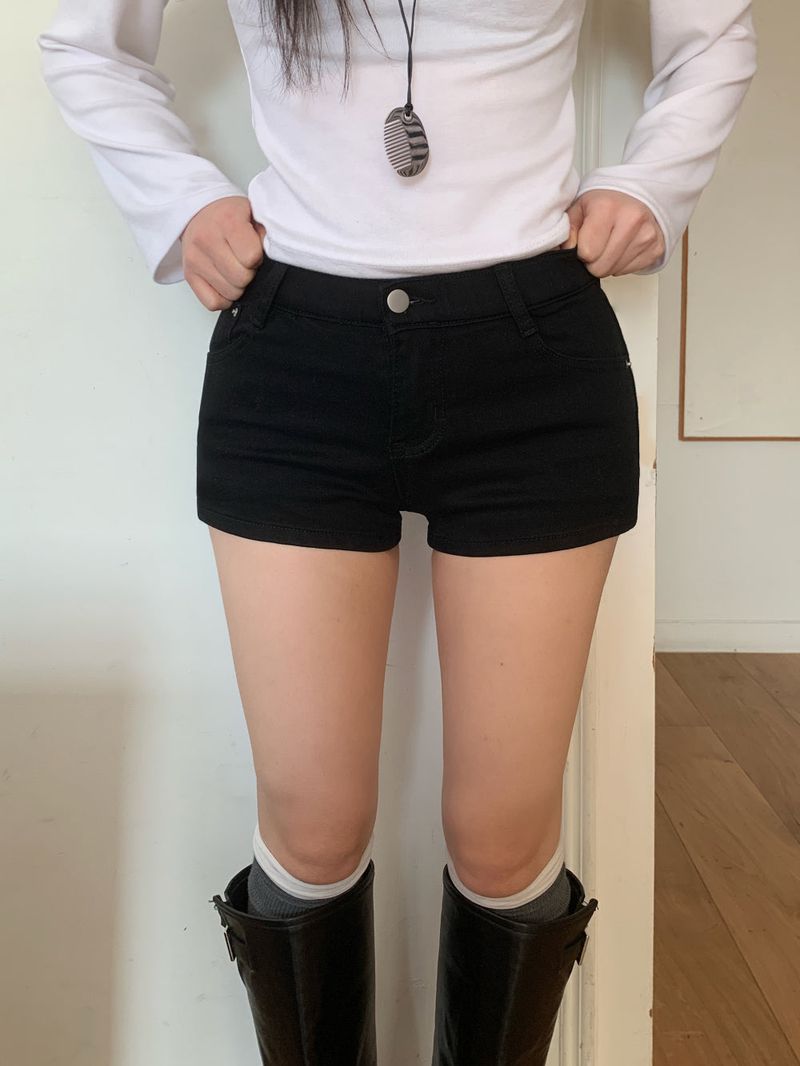 Ready Hip Pad Short Pants