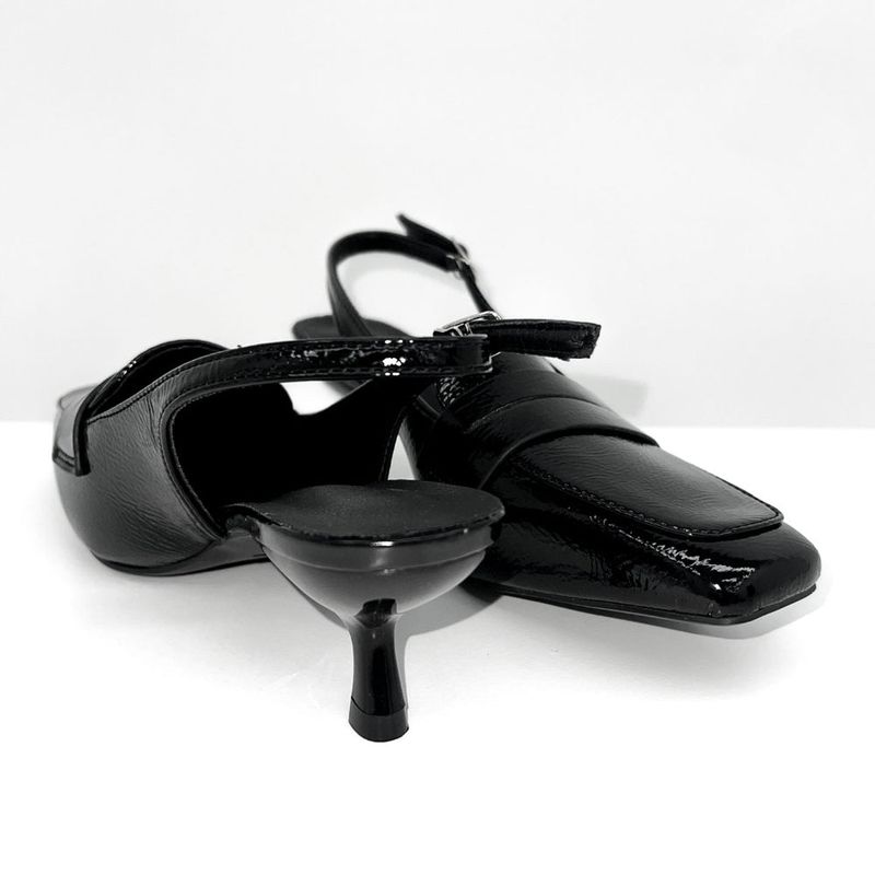 Black Enamel Semi Square Geek Chic Slingback (Black)