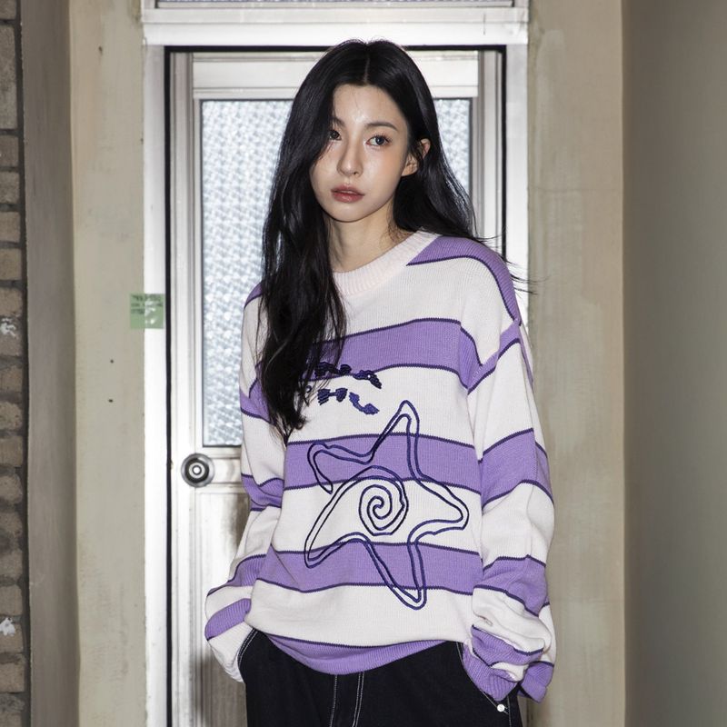 XTONZ（エクストンズ）の「WXK016 Drunken Star Stripe Pullover Knit (PURPLE)（Tops）」
