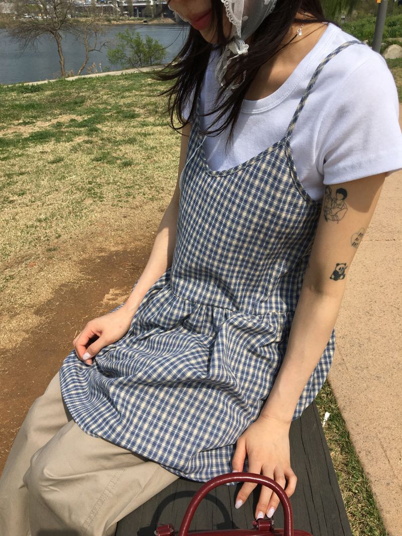 Plaid back strap one piece (2color)