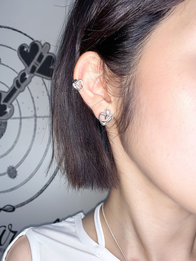 SMALL HEART TARGET EARRING
