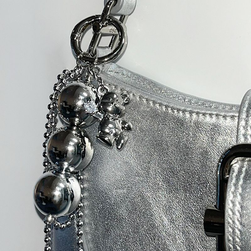 Cubic metallic Bear keyring [silver]