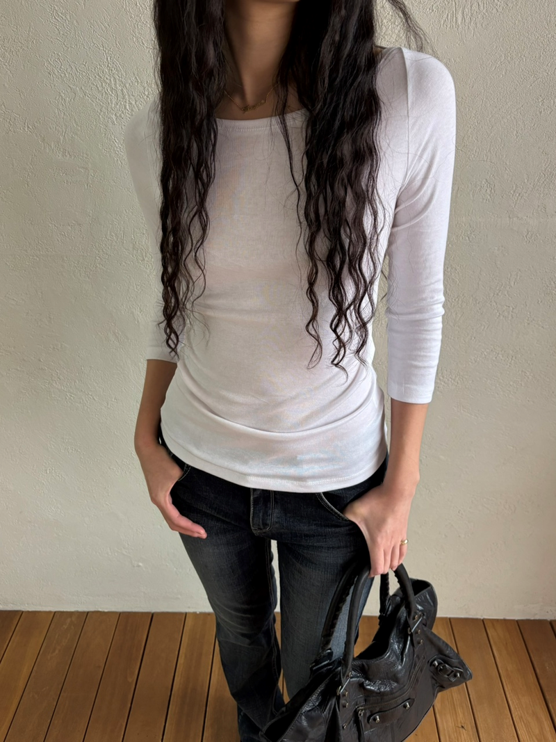 Things and stuff（シングス アンド スタッフ）の「ベネット スリーブTシャツ[Ivory]（トップス）」