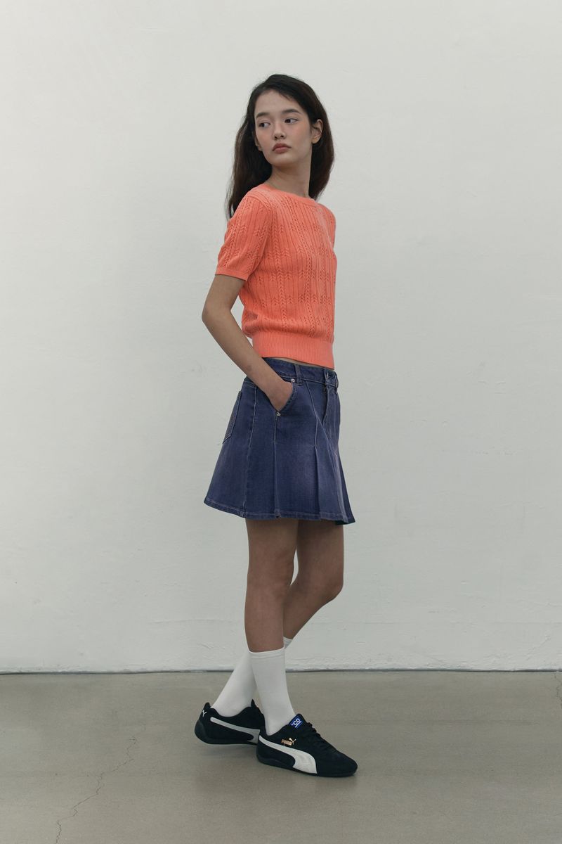 CHERRY DENIM PLEATS MINI SKIRT [BLUE]