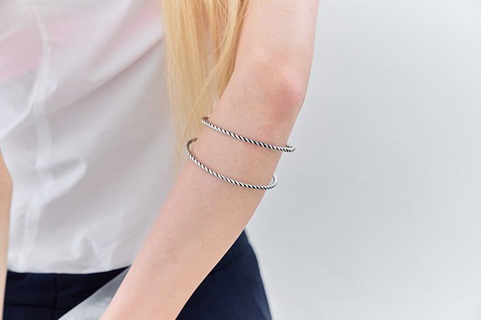 [MADE] TWIST CHAIN BANGLE (SILVER)