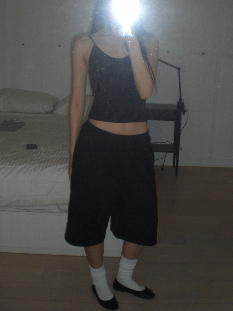 Bermuda sweat pants [Black]