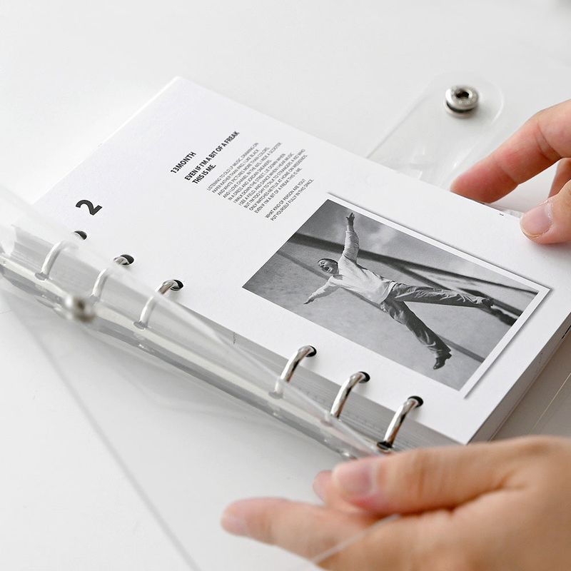 202hosil（202ホシール）の「2024 6binder Diary（Smartphone Accessories）」