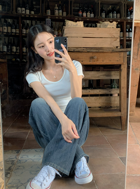 Soft Basic U-neck Slim Short Sleeve T-shirt (4color)