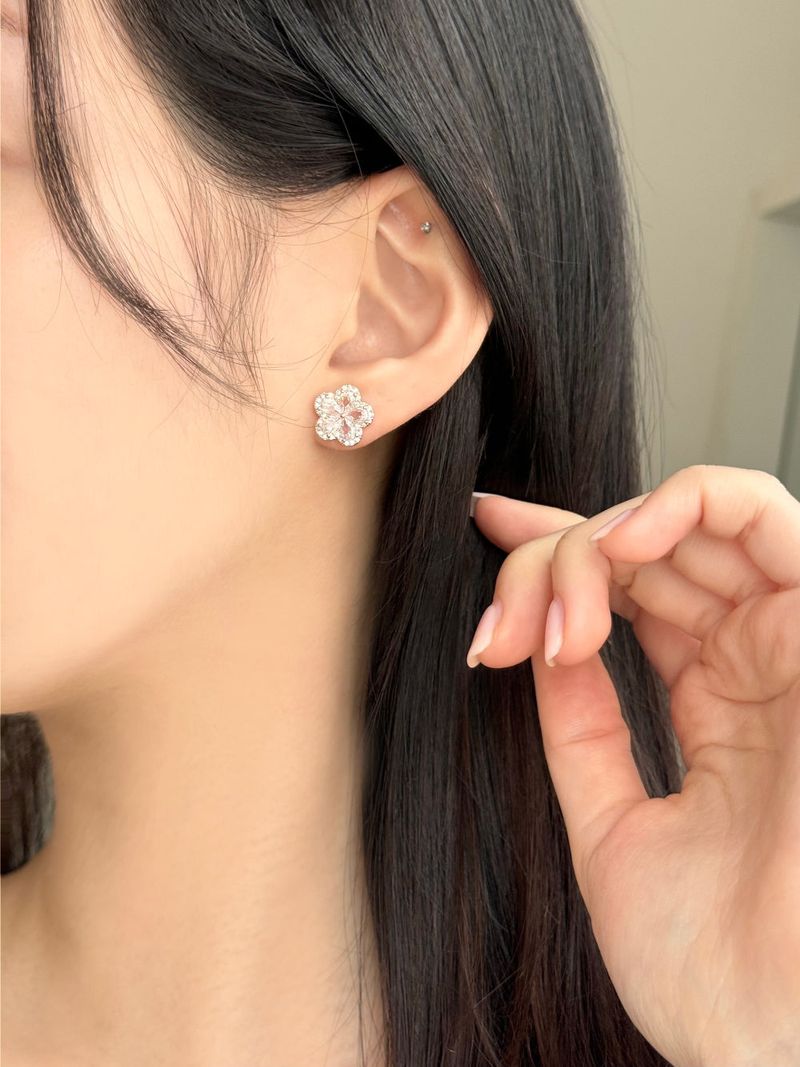 クリスタルブロッサムピアス / 2 colors