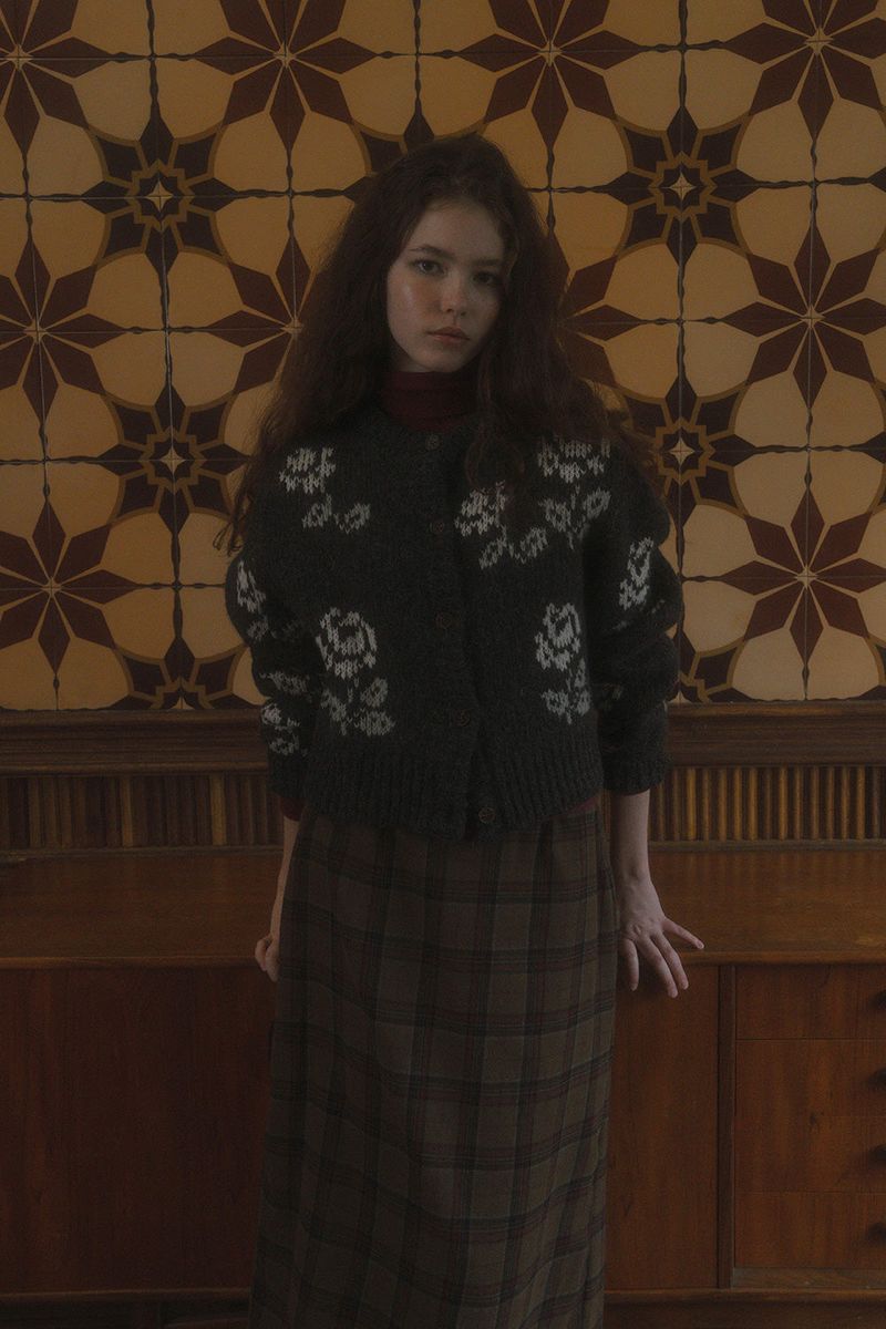 Falling long skirt_check brown