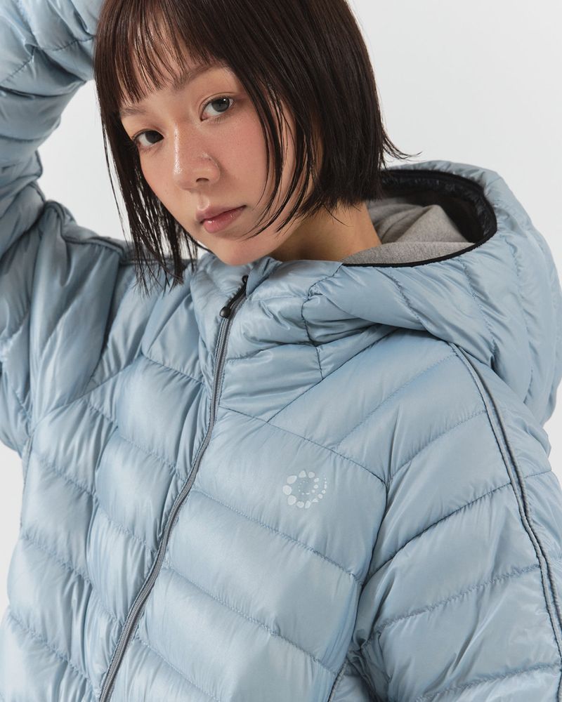 PARAKEET（パラキート）の「Swirl Logo Flexy Light Down（Jackets/Outerwear）」