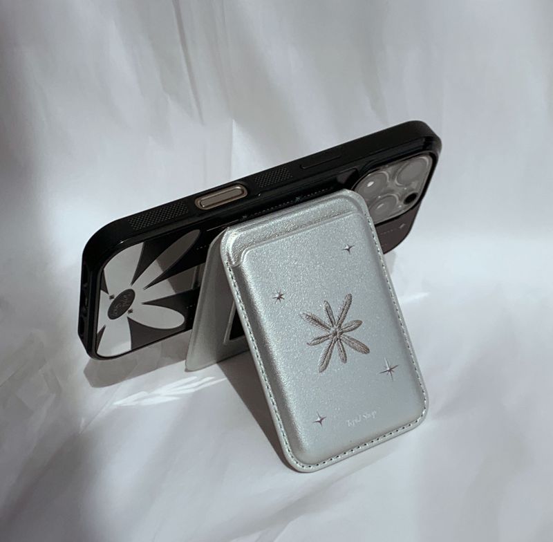 [Magsafe]Tepid シルバー刺繍レザースタンドポケット