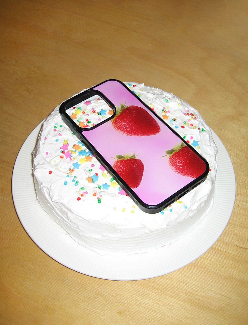 【マグセーフケース】 Strawberry Topping Case