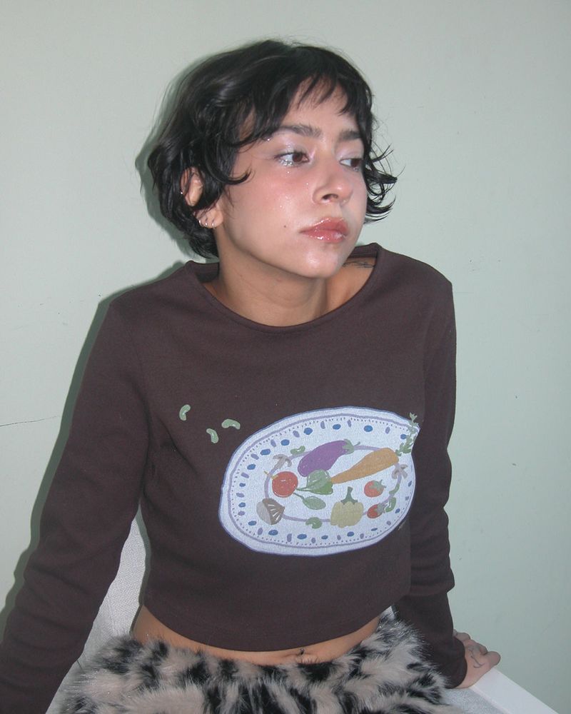 SEASEE(シーシー)の「Veggie Crop L/S, Brown(Tops)」
