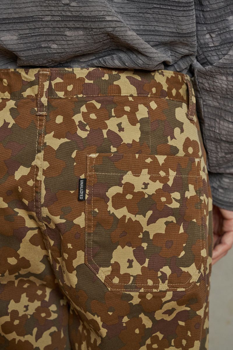 CAMO CARGO PANTS