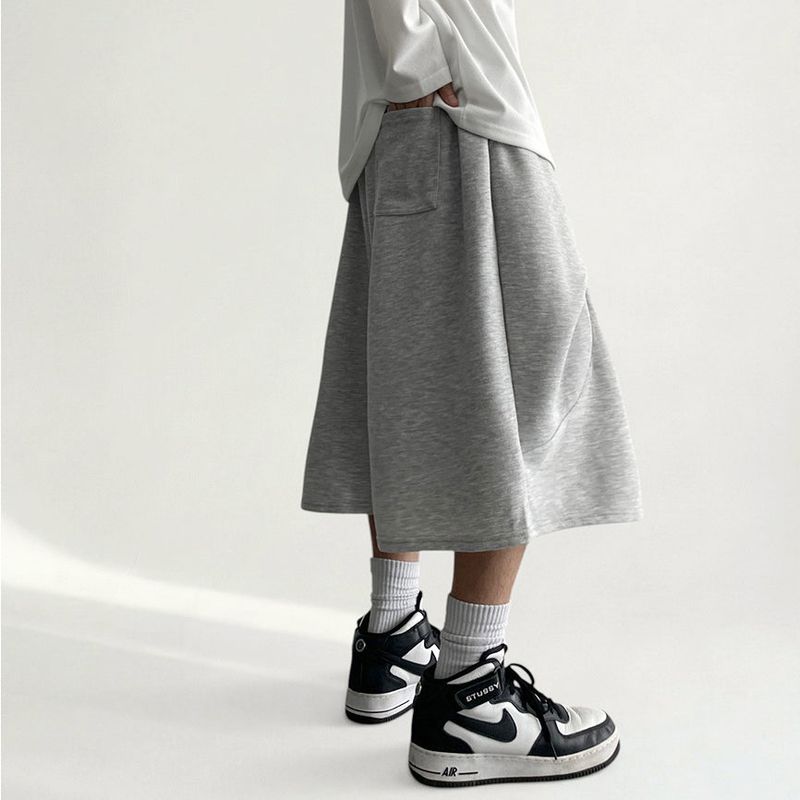 Loose Wave Tuck Pin Tuck Training Bermuda Pants