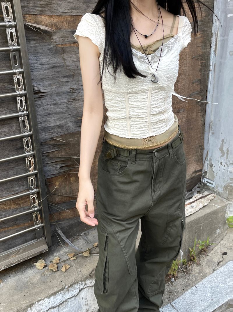 Romantic Elizabethan sleeveless