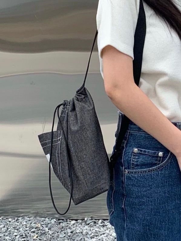 ppocketto sling bag - black denim