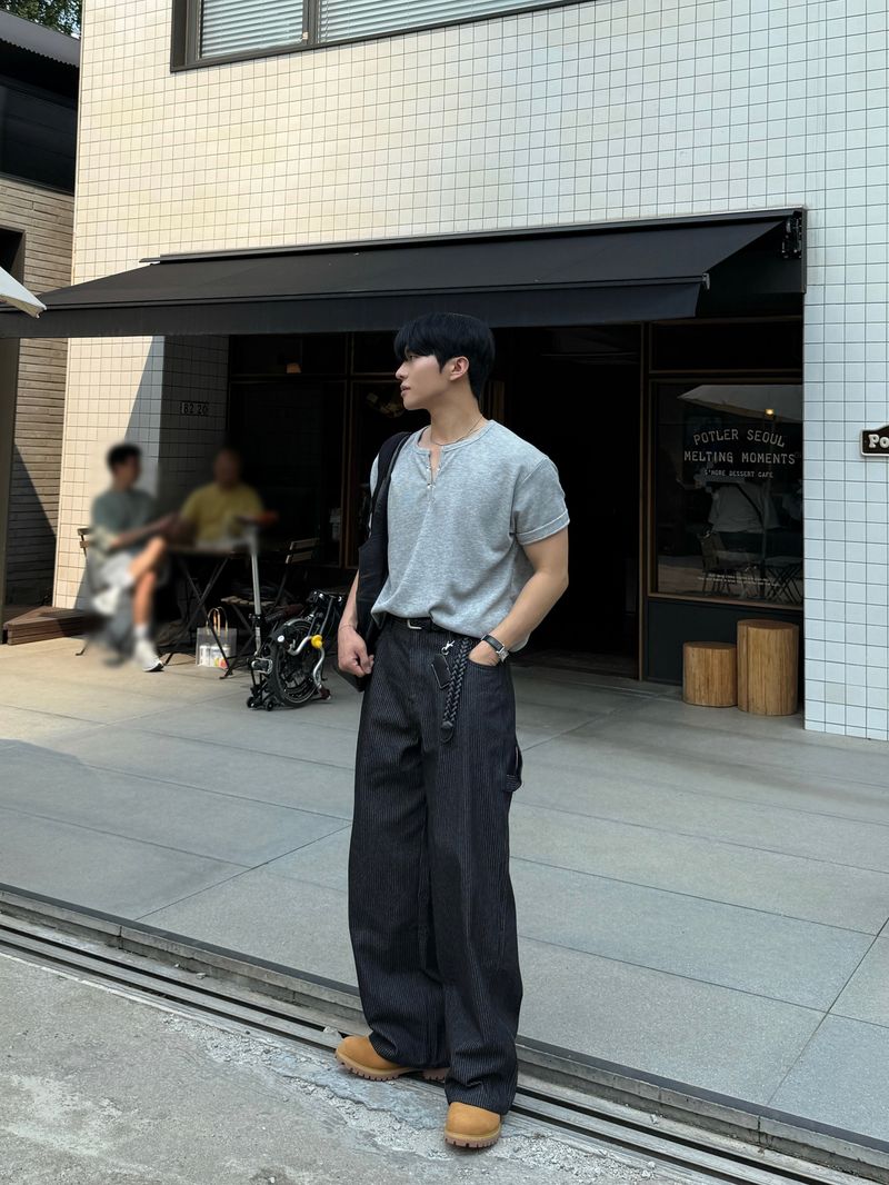Pint stripe denim pants